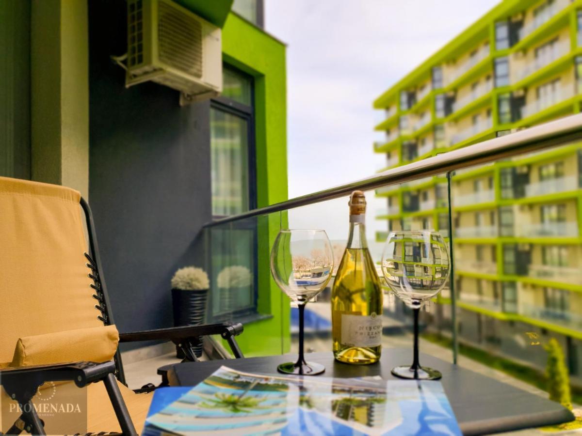 Visum Aparthotel Pool & Spa Mamaia Nord Năvodari Exterior foto