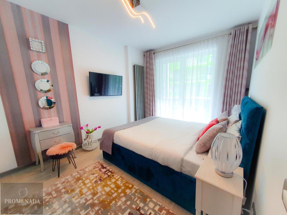 Visum Aparthotel Pool & Spa Mamaia Nord Năvodari Exterior foto