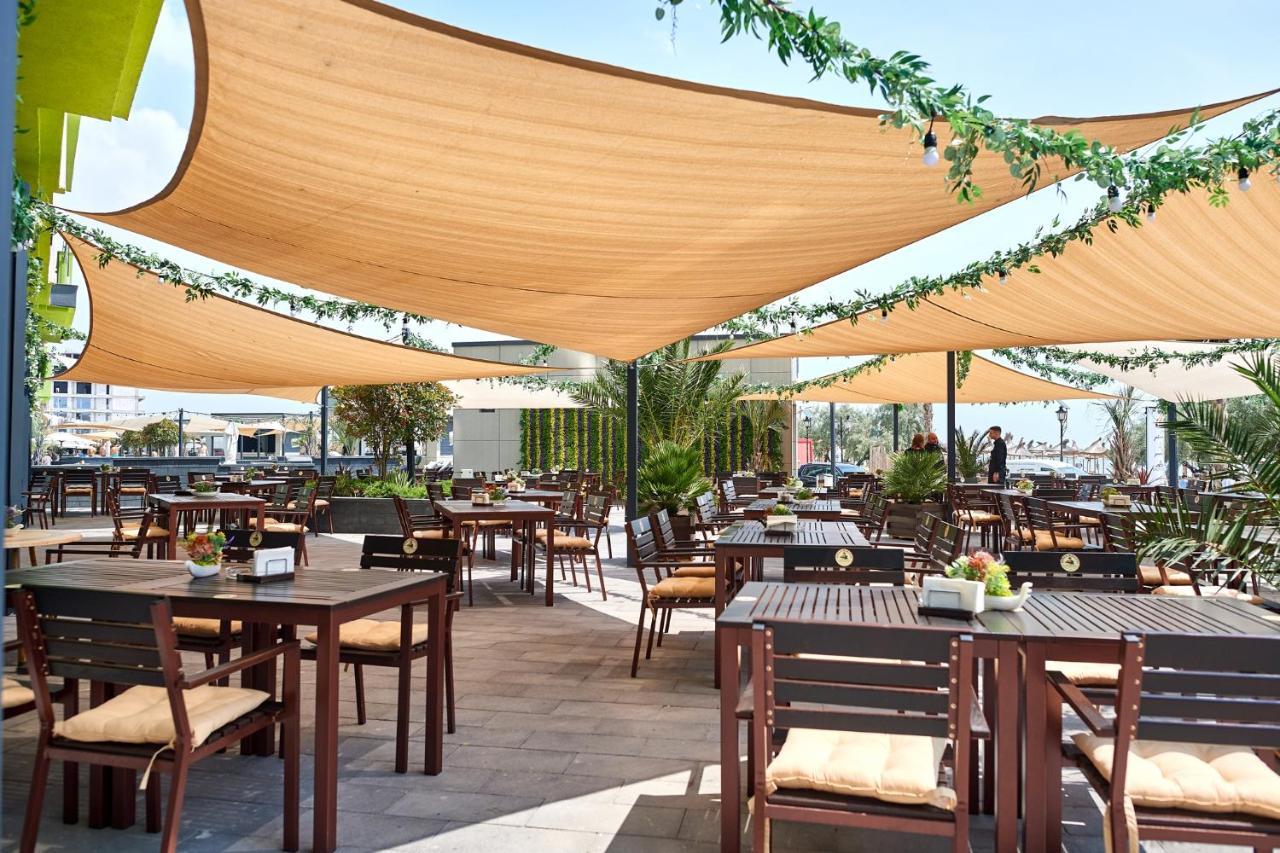 Visum Aparthotel Pool & Spa Mamaia Nord Năvodari Exterior foto